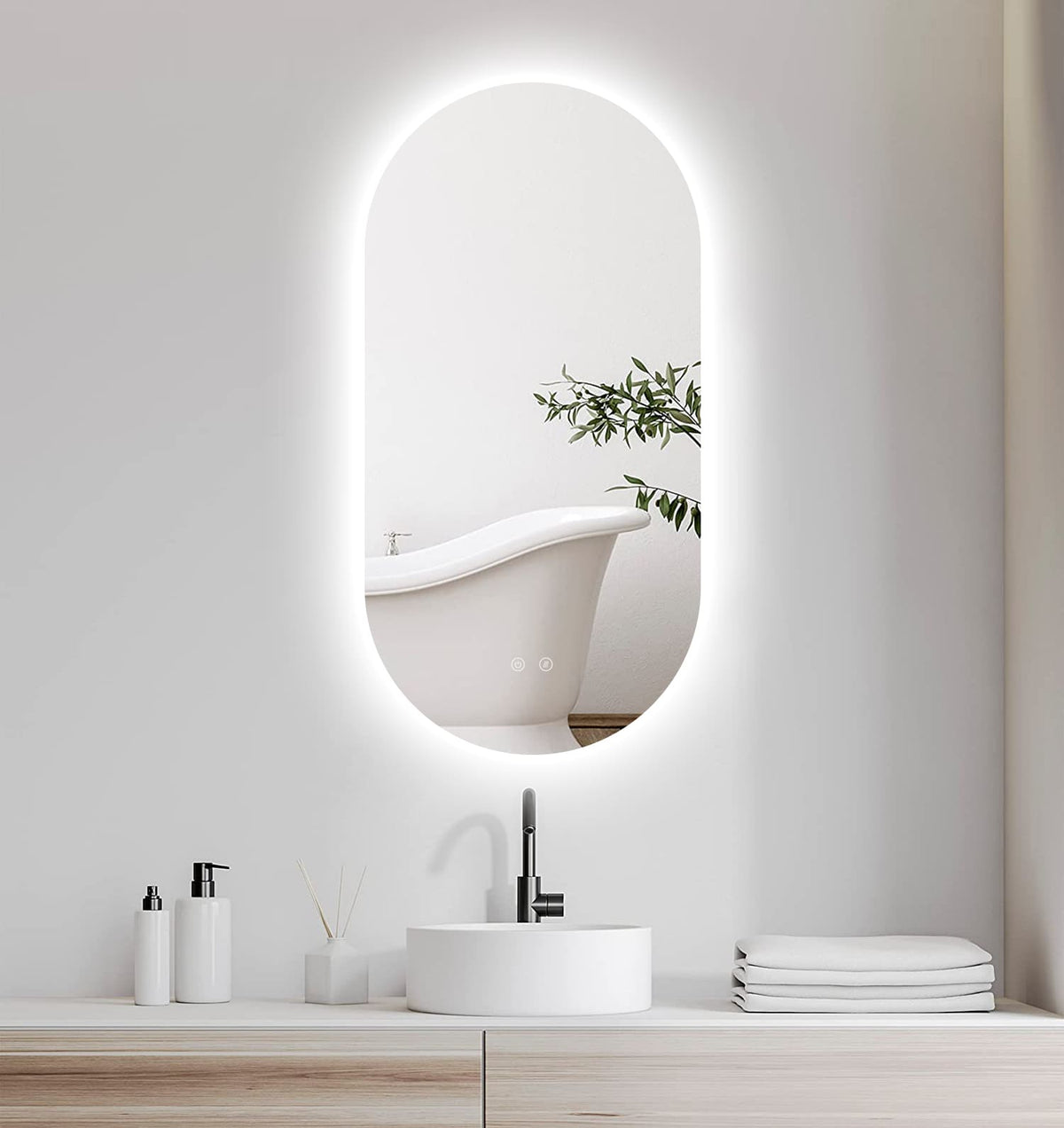 Cermin kamar mandi LED SELENE melengkung dengan fitur anti-embun